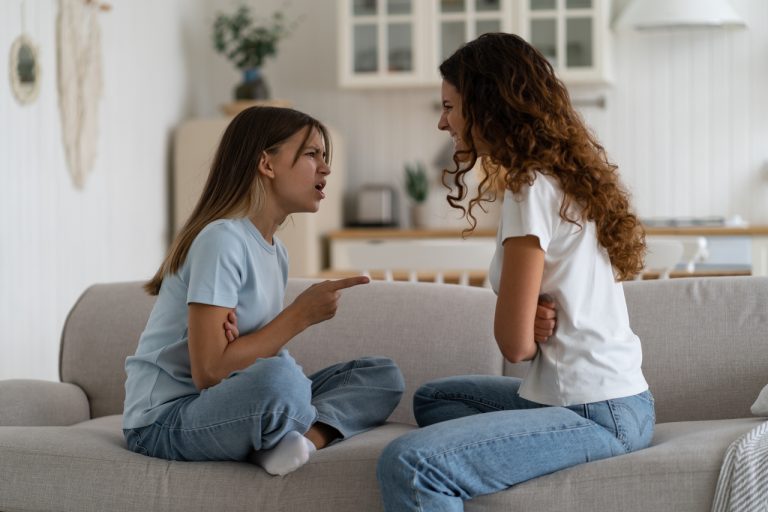 Communication difficile avec votre adolescent, que faire ?